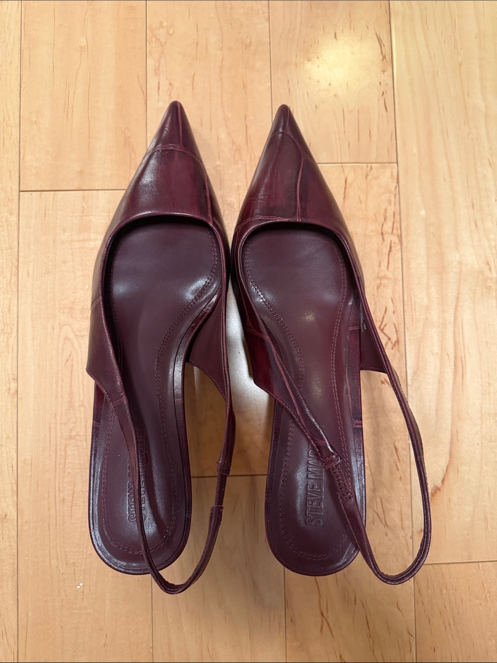 STEVE MADDEN Kitten Heels